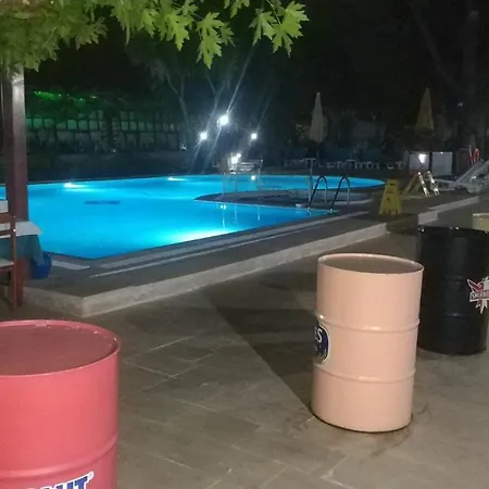 캠프장 Turkuaz Bungalov *